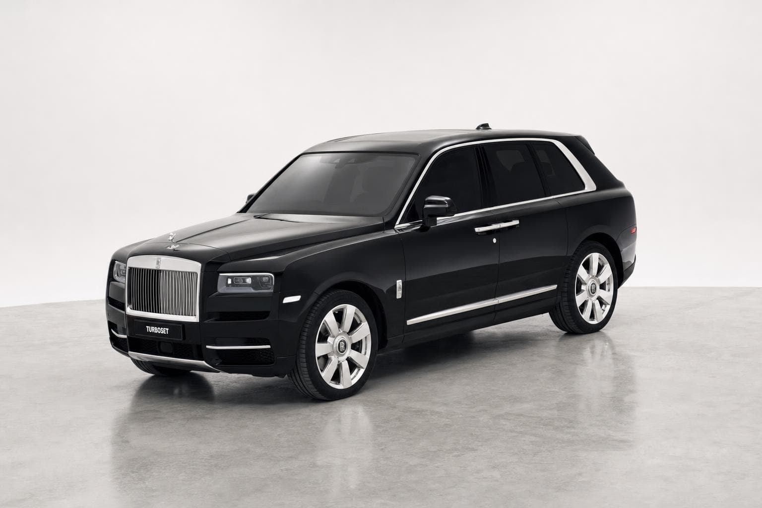 Rolls-Royce Cullinan studio render